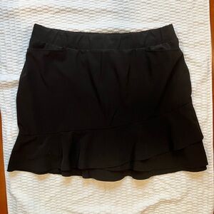 Chicos women’s black skort with layered bottom size 16=3